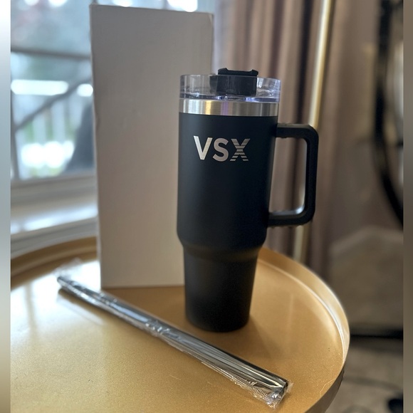 NEW Victoria’s Secret VSX Limited Edition 40 oz Stainless Steel Water Bottle - Picture 3 of 11